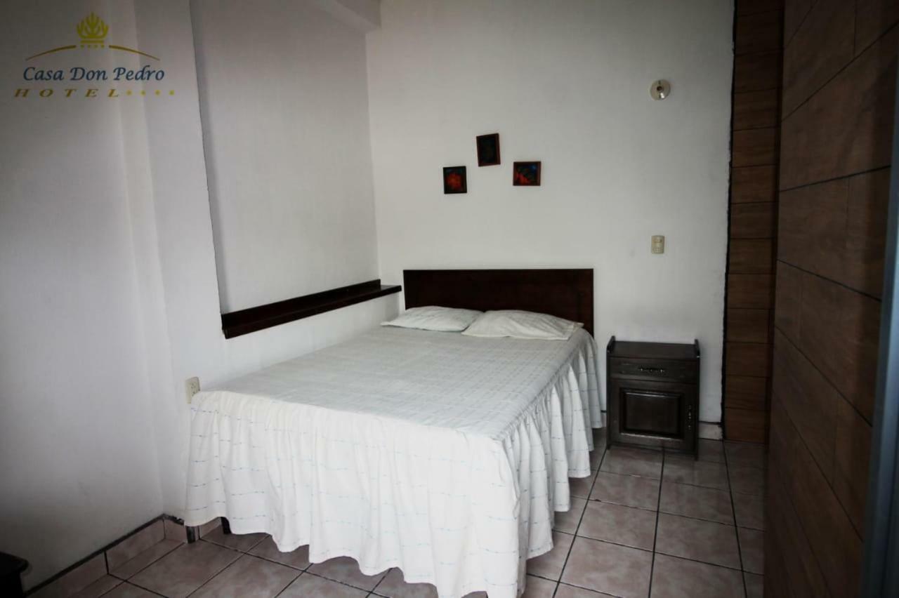 Hotel Casa Don Pedro San Pedro La Laguna Exterior photo